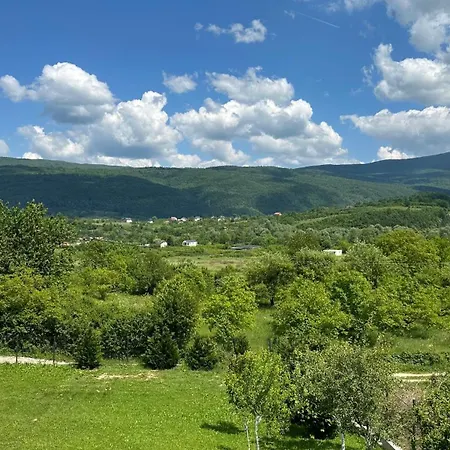 Hills Dom wakacyjny *